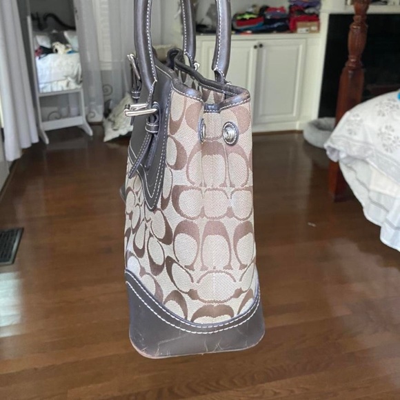 vintage y2k/early 2000s brown Coach logo handbag - Picture 2 of 4